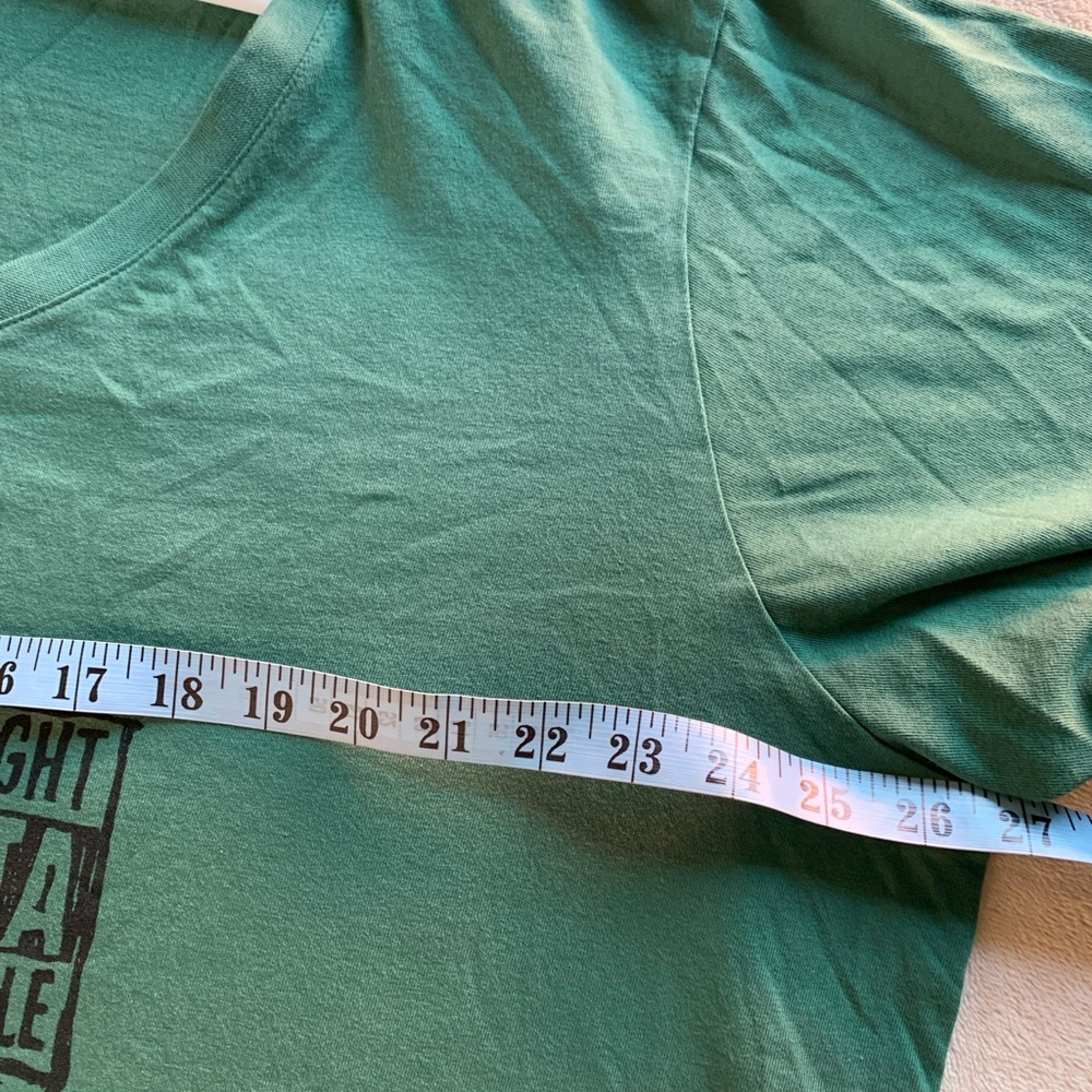 NWT Life Is Good Green Graphic Cotton Tee with Reindeer Design Plus Size XXXL - Picture 6 of 10